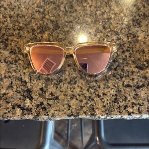 Blenders Stylish Clear Frame Sunglasses with Pink Lenses